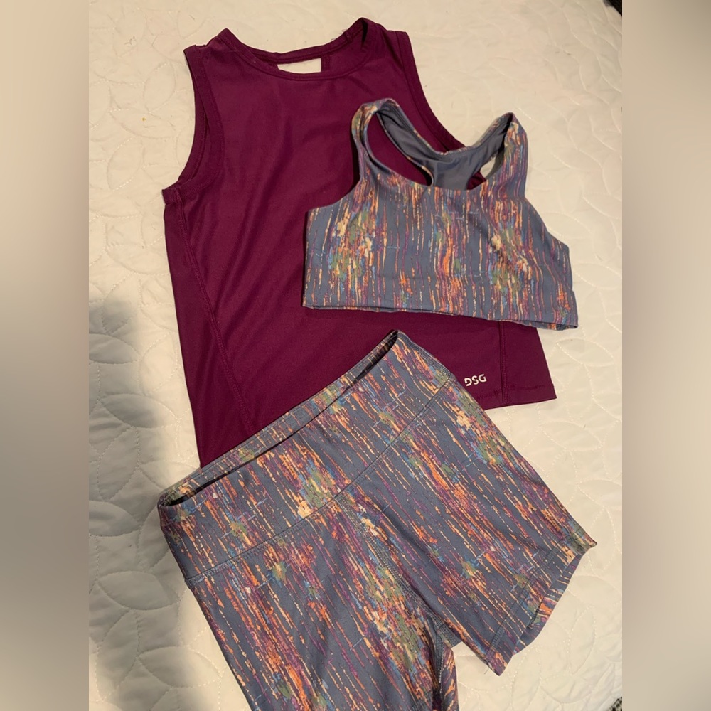 Girls DSG 6/6x tank, 8-9 sports bra & 8-9 biker shorts